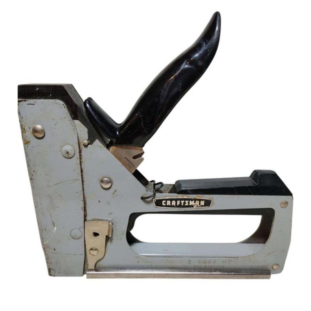 Vintage Craftsman Heavy Duty Staple Gun 6844-M2 USA Hand Stapler Model 050 WORKS